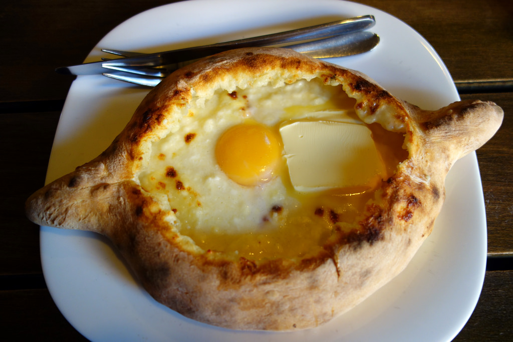 cosa mangiare georgia khachapuri