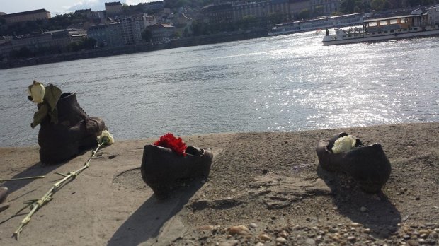 cosa vedere budapest scarpe danubio