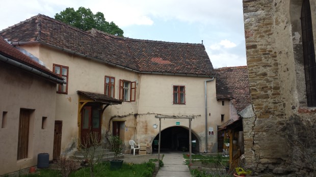 axente chiesa fortificata