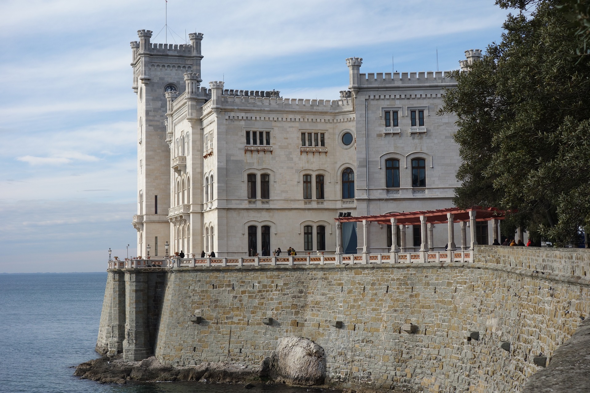 cosa vedere trieste castello miramare