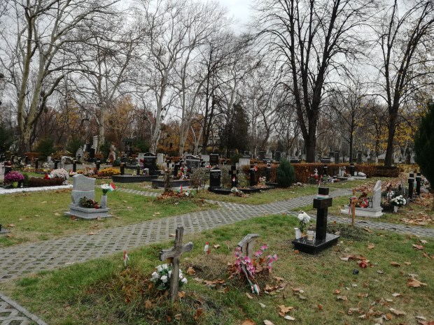 cosa vedere a budapest cimitero kerepesi