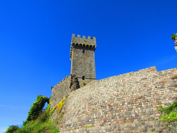 rocca di radicofani ghino di tacco