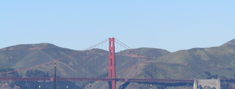 golden gate bridge di che colore è