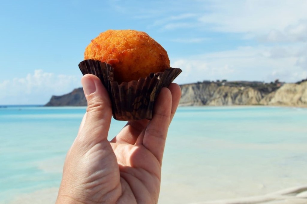 arancine street food palermo